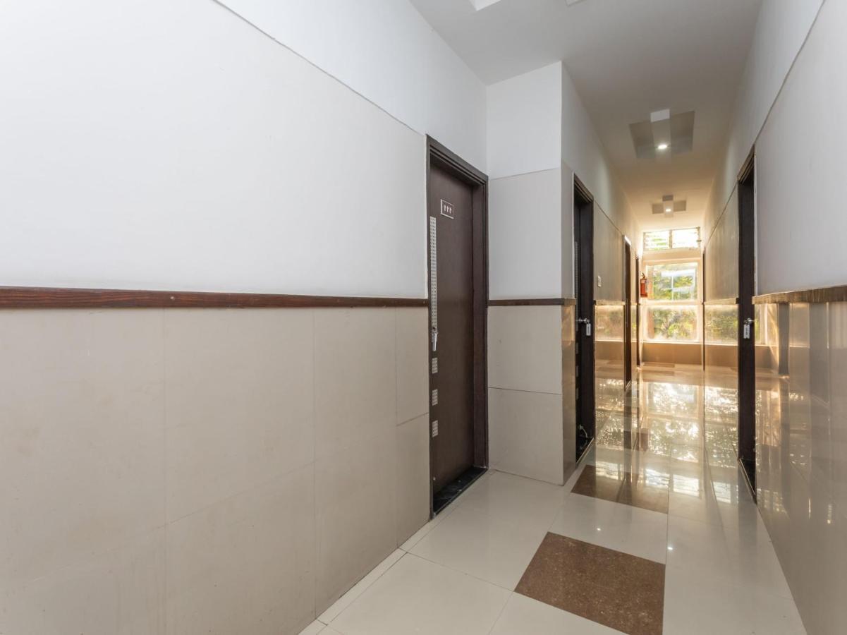 Oyo 72937 Hotel Tyagraj Агра Екстер'єр фото