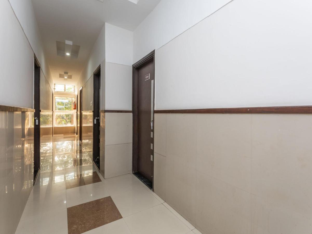 Oyo 72937 Hotel Tyagraj Агра Екстер'єр фото